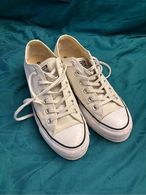 Converse platforms size 6.5 UK